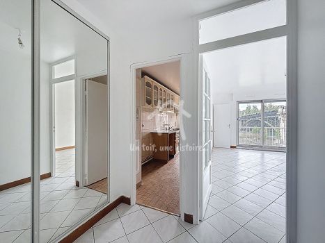 Vente Appartement Courbevoie 3&nbsp;Pièces 65&nbsp;m²