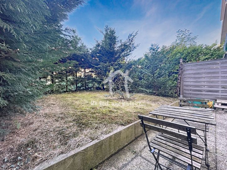 Vente Appartement Courbevoie 1&nbsp;pièce 26&nbsp;m²