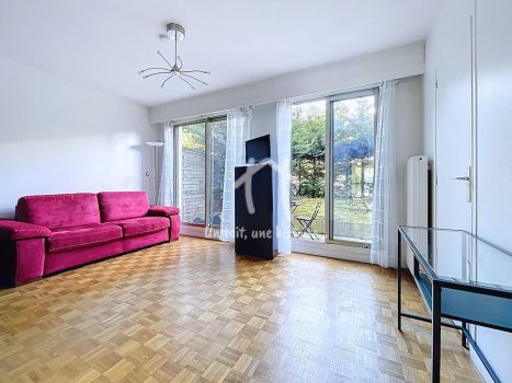 Vente Appartement Courbevoie 1&nbsp;pièce 26&nbsp;m²