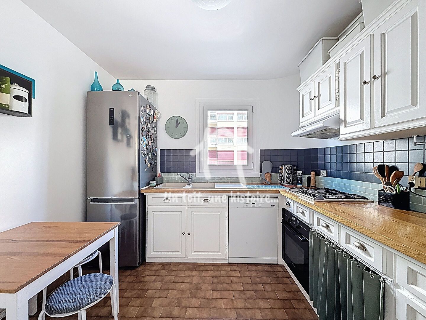 appartement 3 Pièces en vente sur COURBEVOIE (92400)