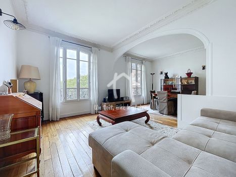 Vente Appartement Courbevoie 4&nbsp;Pièces 74&nbsp;m²