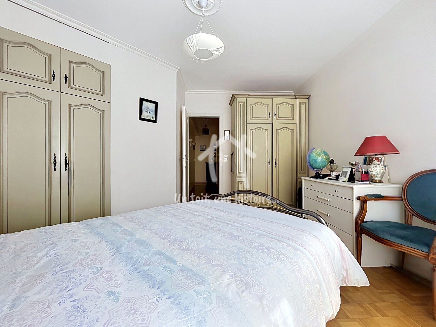 appartement 5 Pièces en vente sur COURBEVOIE (92400)