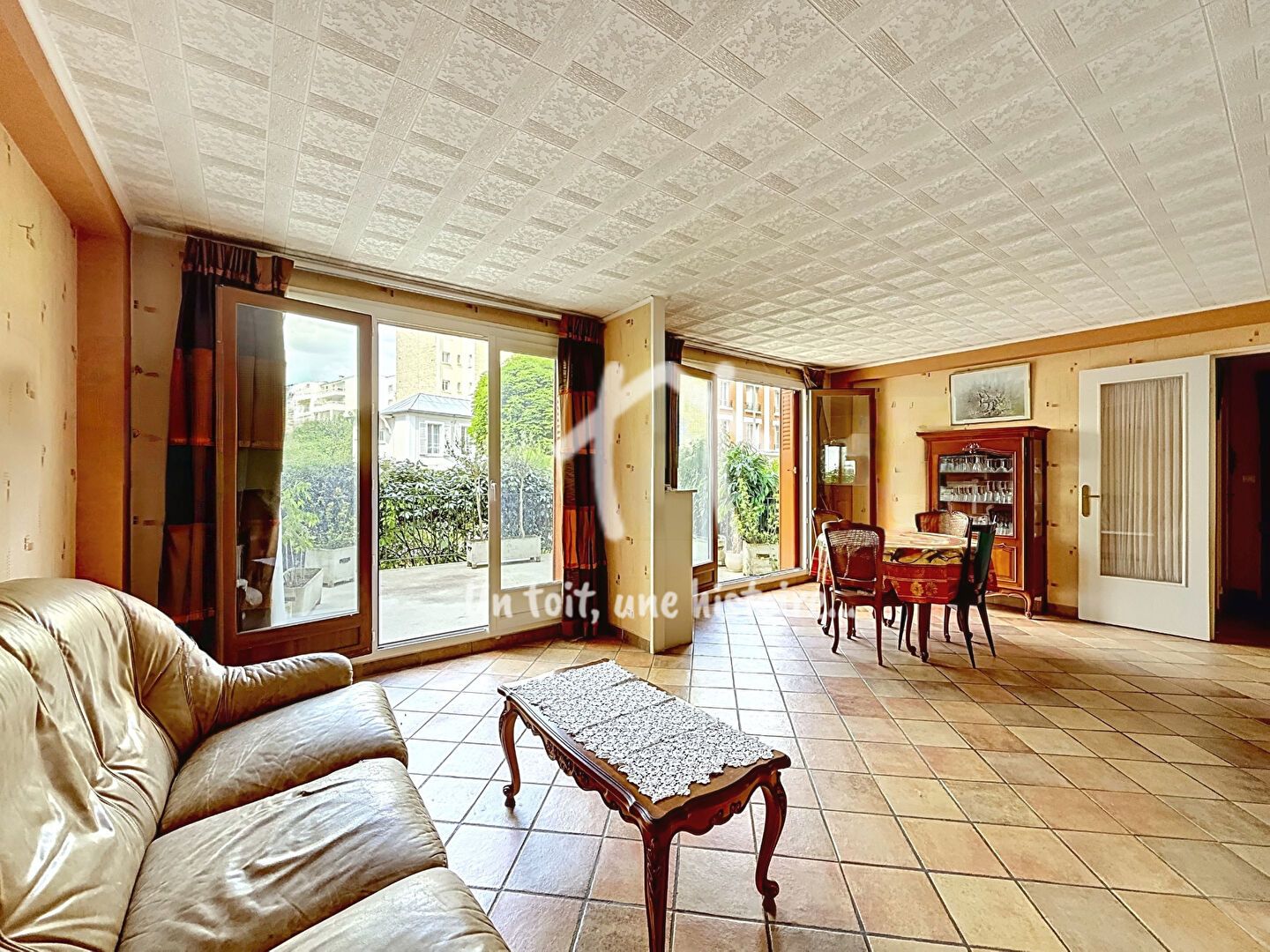 appartement 4 Pièces en vente sur COURBEVOIE (92400)