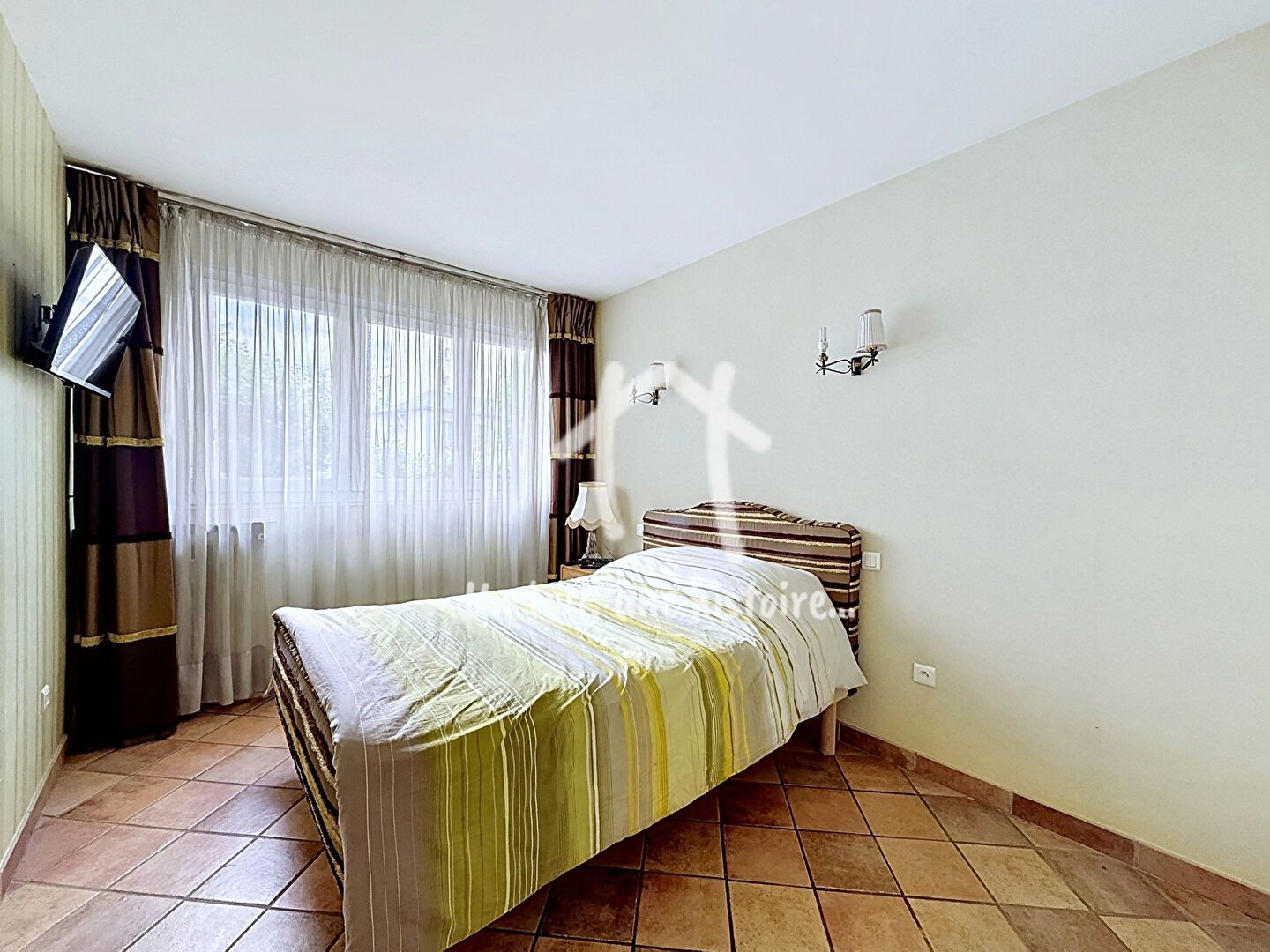 appartement 4 Pièces en vente sur COURBEVOIE (92400)