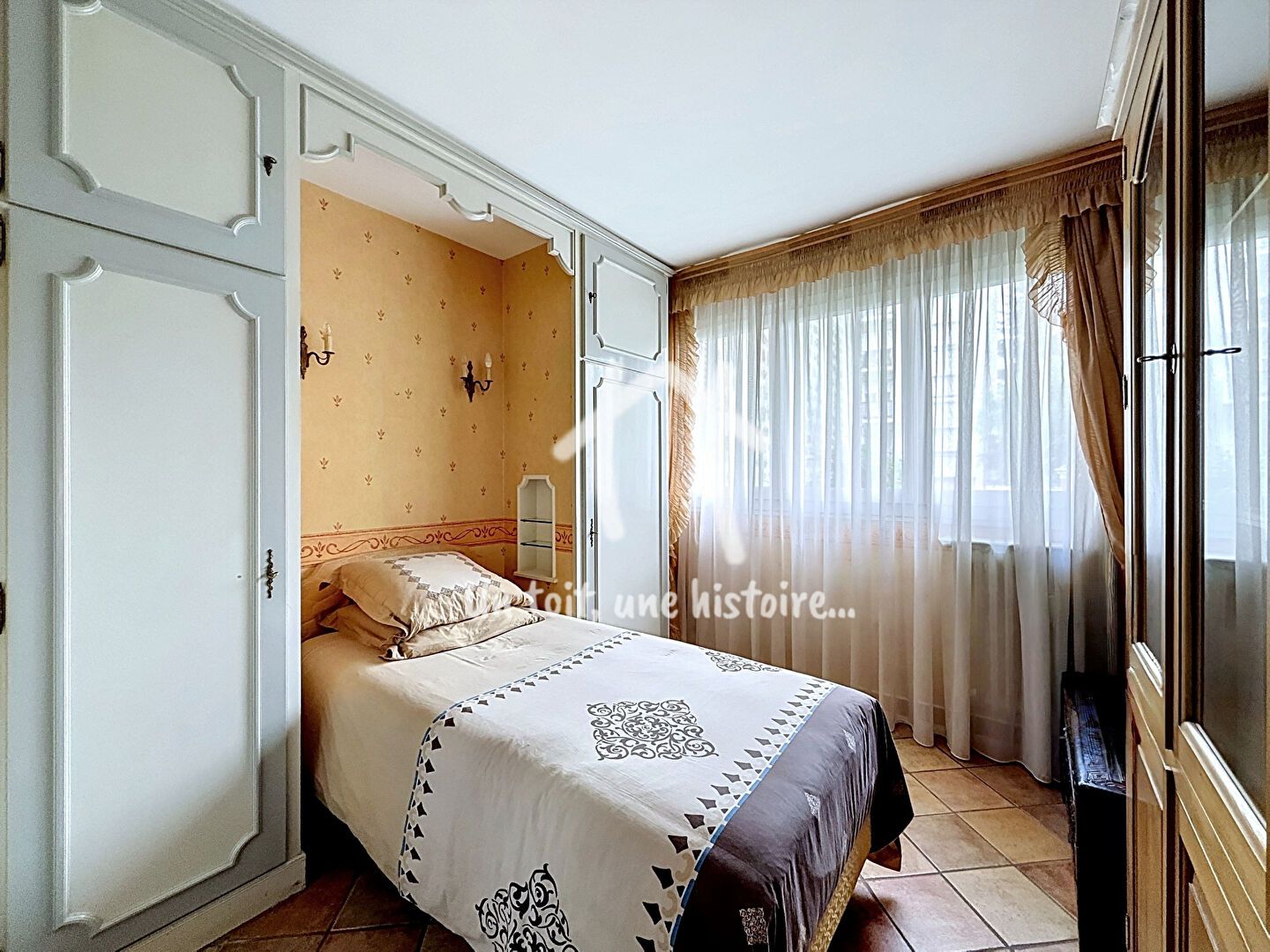appartement 4 Pièces en vente sur COURBEVOIE (92400)