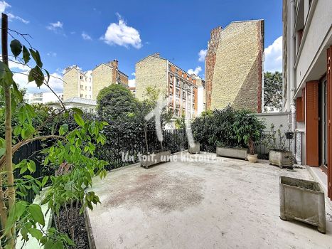 Vente Appartement Courbevoie 4&nbsp;Pièces 74&nbsp;m²
