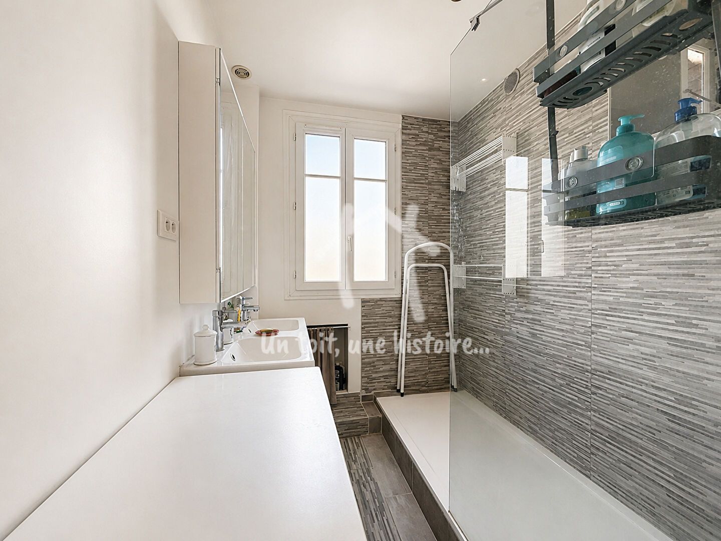 appartement 3 Pièces en vente sur COURBEVOIE (92400)