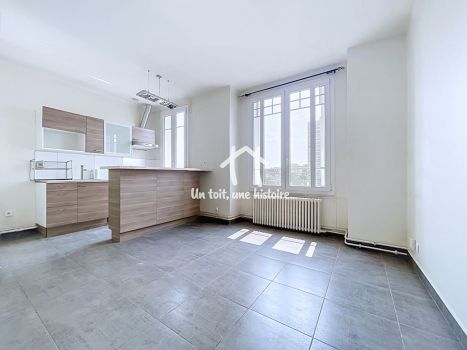 Location Appartement Courbevoie 2&nbsp;Pièces 34&nbsp;m²